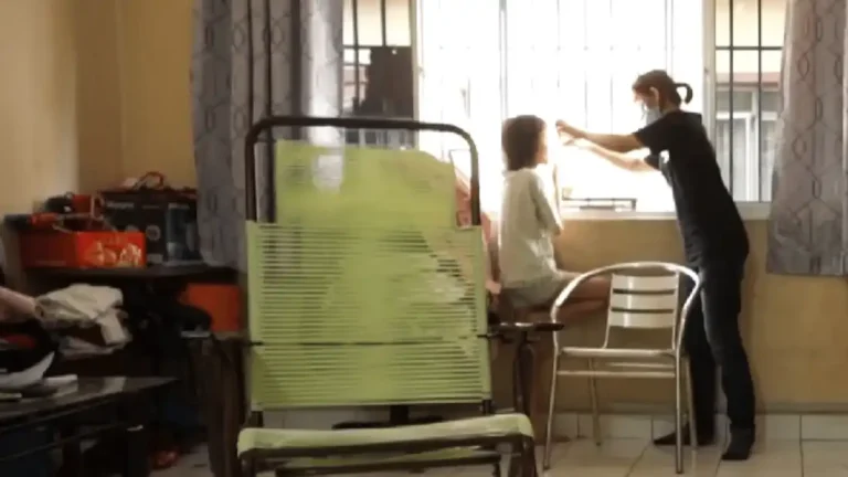 7979急难故事: 从陪读到家庭关怀 From Companionship Class to Family Care